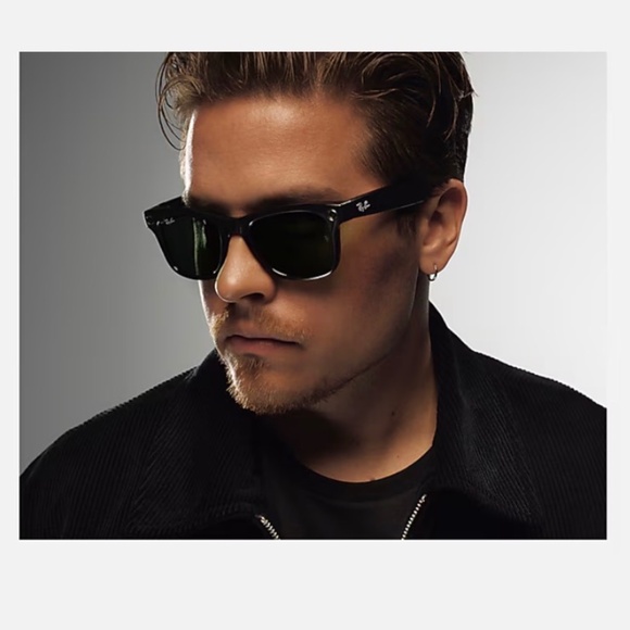 Ray-Ban Wayfarer Gen 2 Glasses - Picture 8 of 10